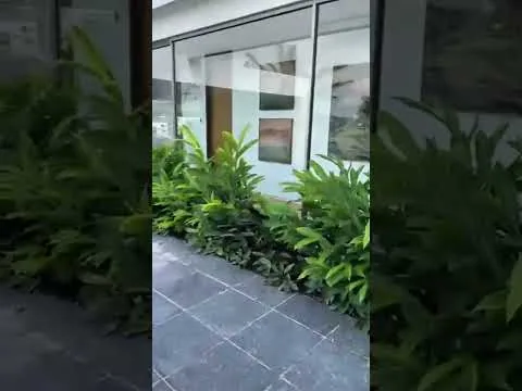 Vídeo com aplicações de Pedra Miracema em projetos reais